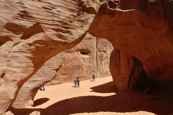 Sand Dune Arch