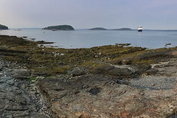The shoreline and the Porcupine Islands