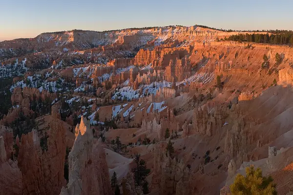 Sunrise over the hoodoos
