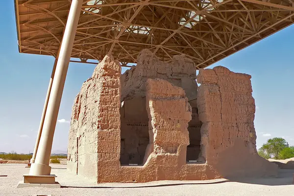The 700-year-old Hohokam Great House
