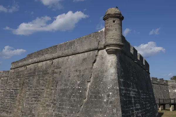 The fort's seaward wall