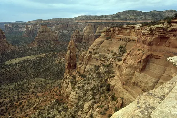 Rim Rock Drive overlooks