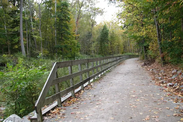 The Ohio & Erie Canal Towpath Trail