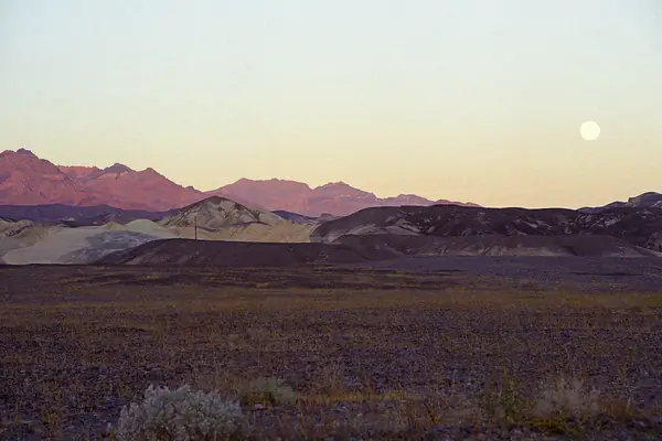 Moonrise over the dunes