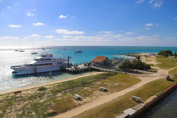 Garden Key and the fort