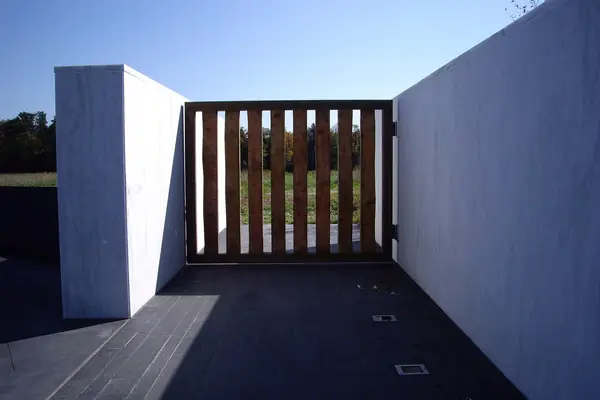 The walkway to the crash site