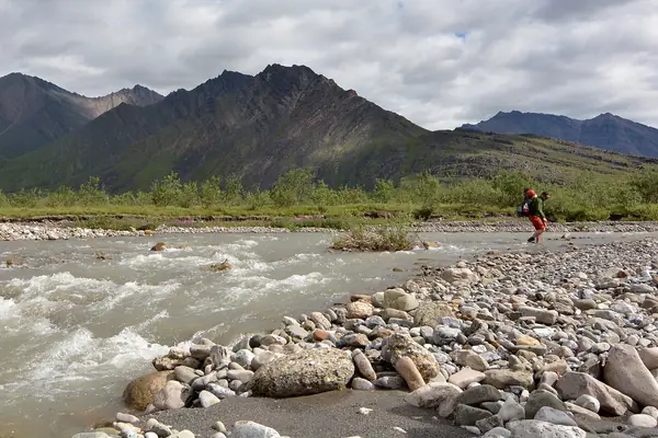 Entering Oolah Valley