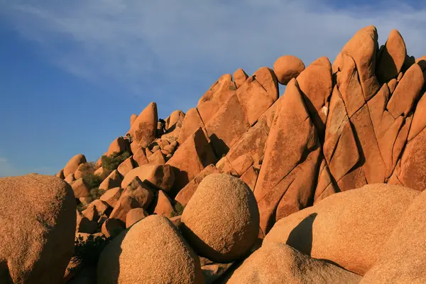 Monzogranite boulders