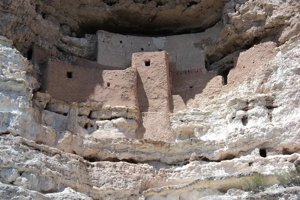 A close look at the masonry