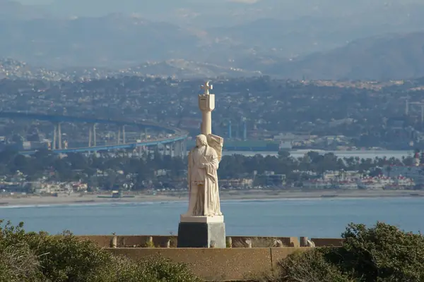 The Cabrillo monument above the bay