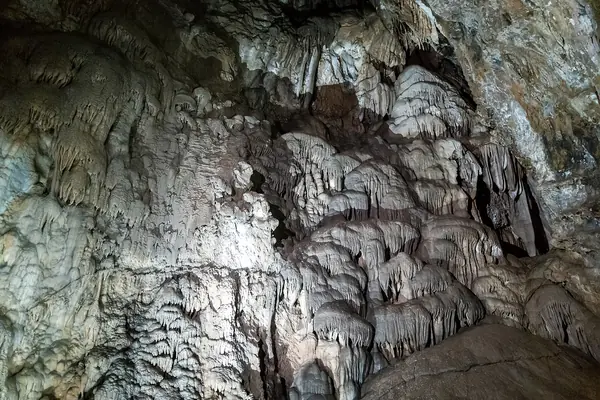 Stalactites and flowstone