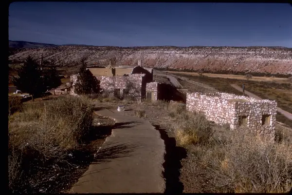 The pueblo above the Verde River wetlands